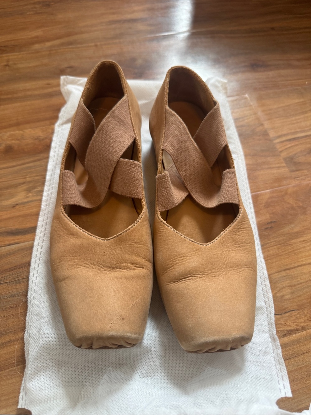 Uma Wang Tan Ballet Flats with Cross Straps
